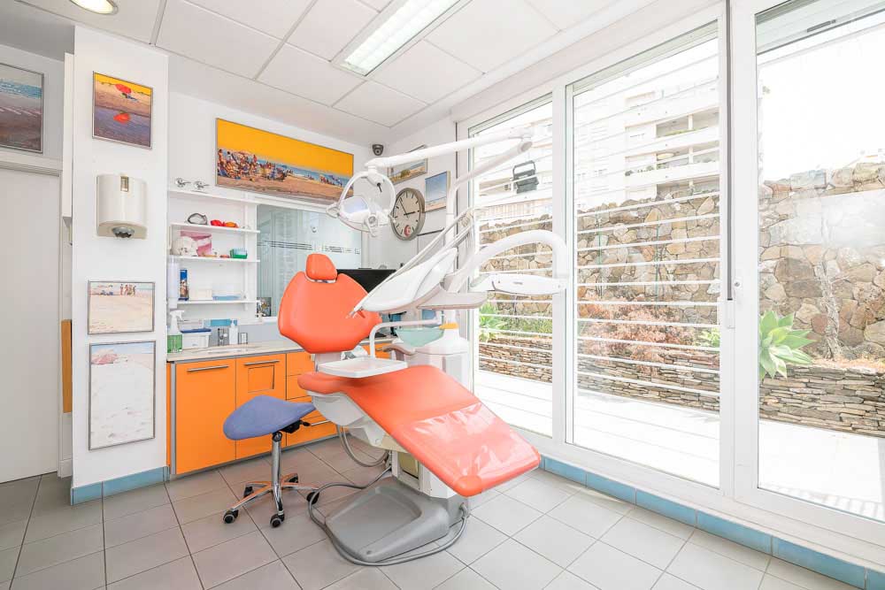 Gabinete de Clínica Dental en San Fernando